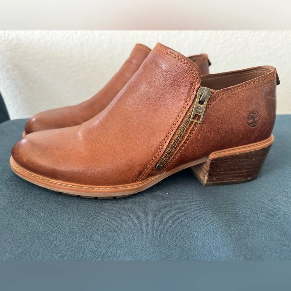 Timberland Sutherlin Bay Brown Leather Zippered Ankle Booties